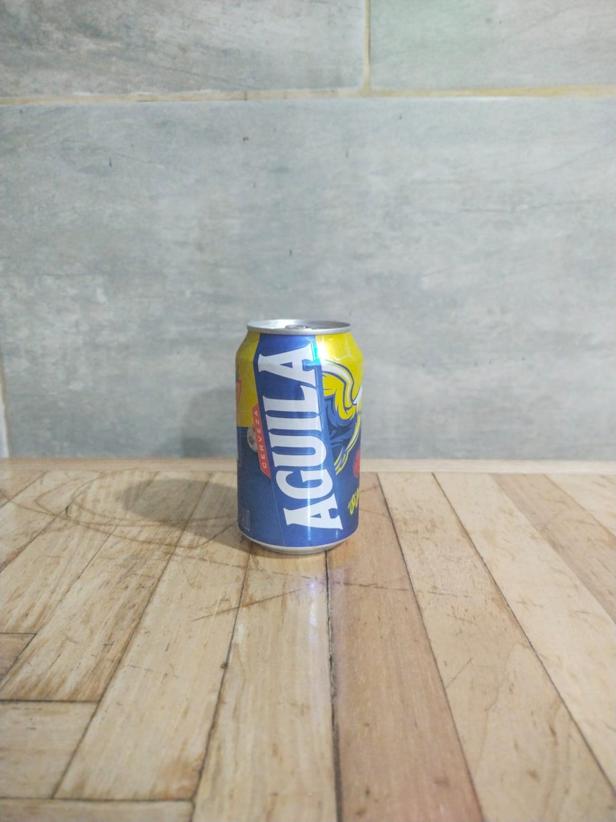 Cerveza Aguila